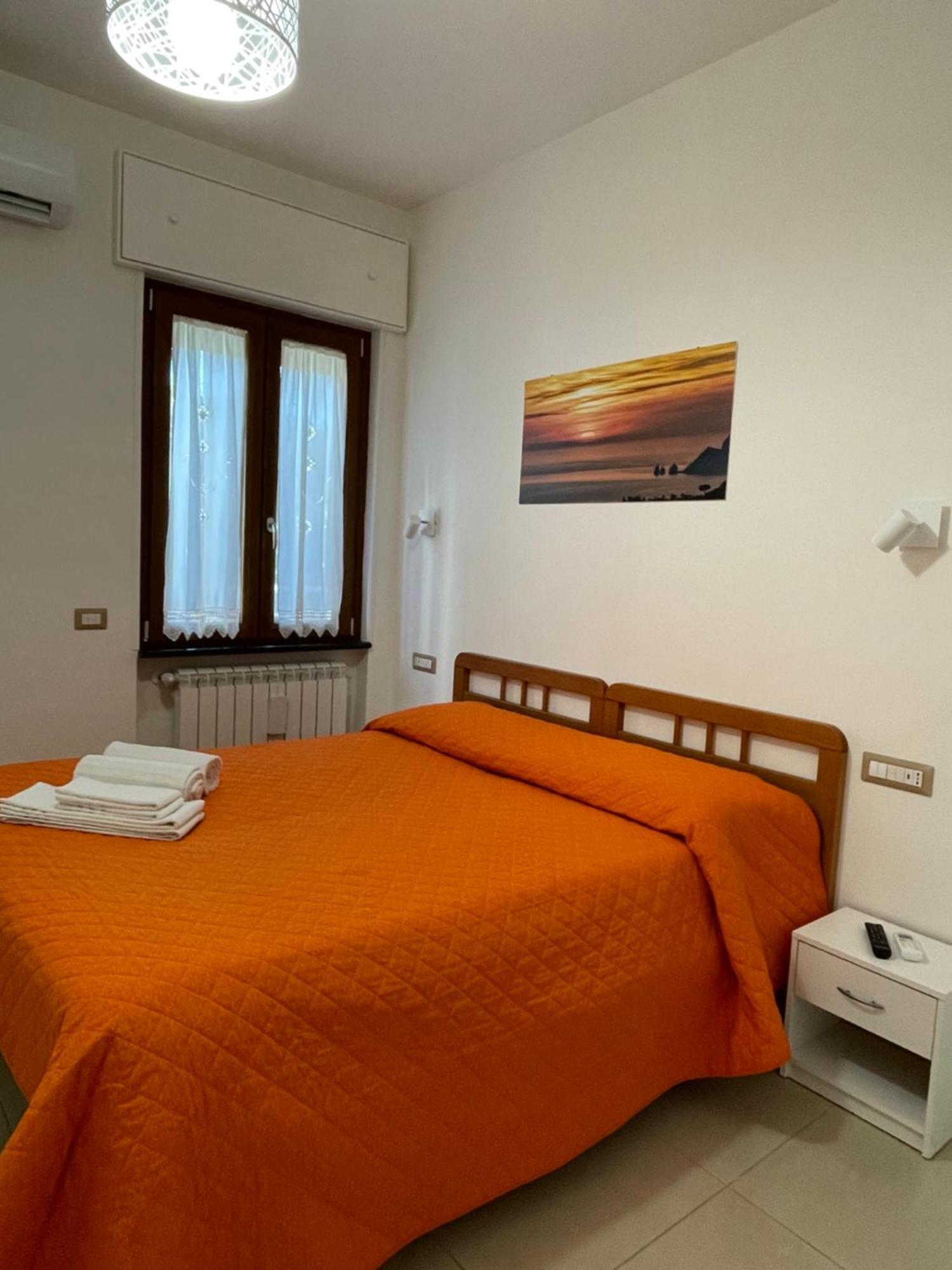Casa Vacanze Casanova أَجيرولا المظهر الخارجي الصورة